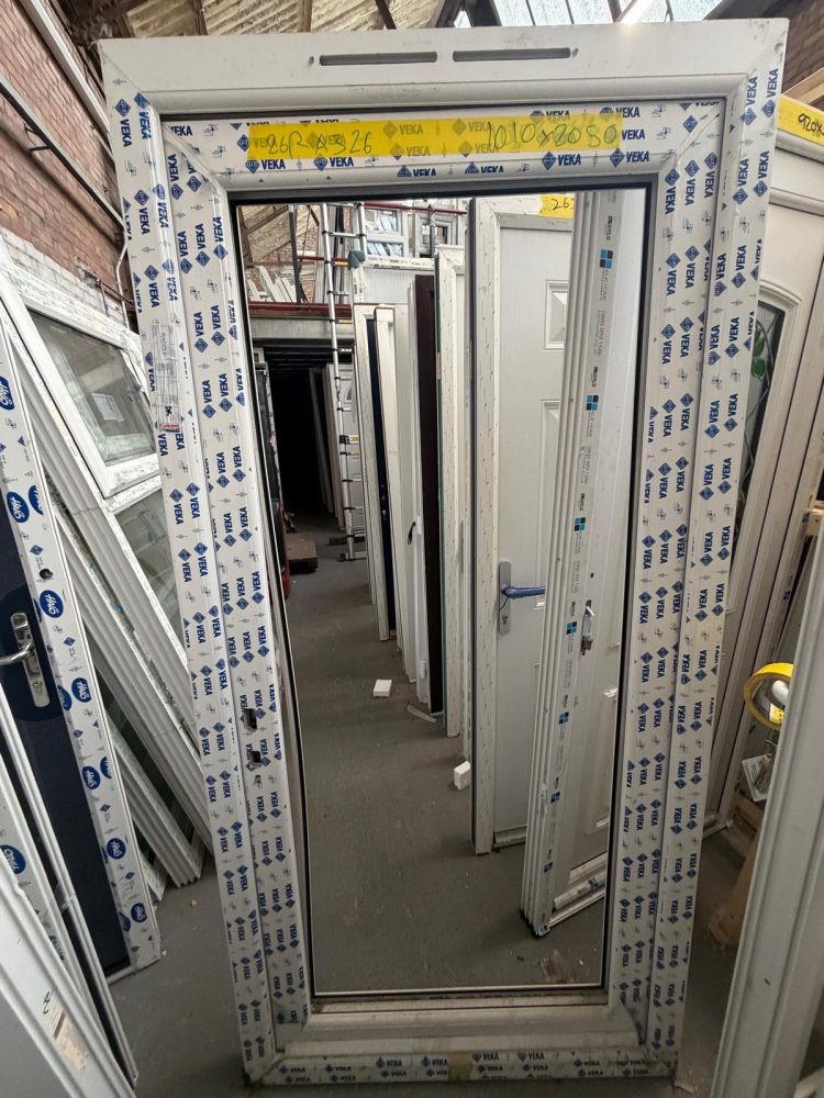 White Upvc Door 1010 x 2050 mm 26RA326