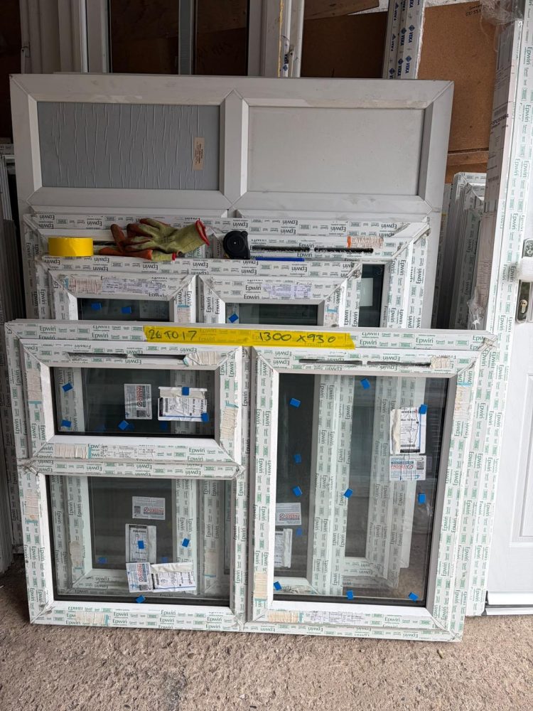White Upvc Window 1300 X 930 mm 26TO17